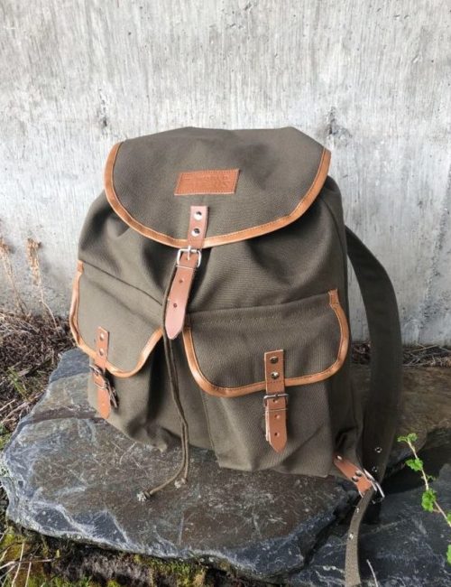 1002 World Famous Georgina Canvas Daypack